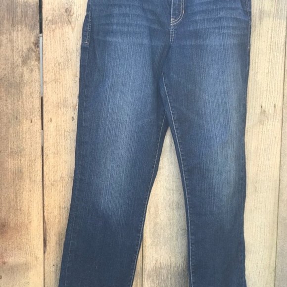 SOLD!!!   Jag Jeans Straight Leg, Mid-Rise Size 16 - Picture 2 of 6